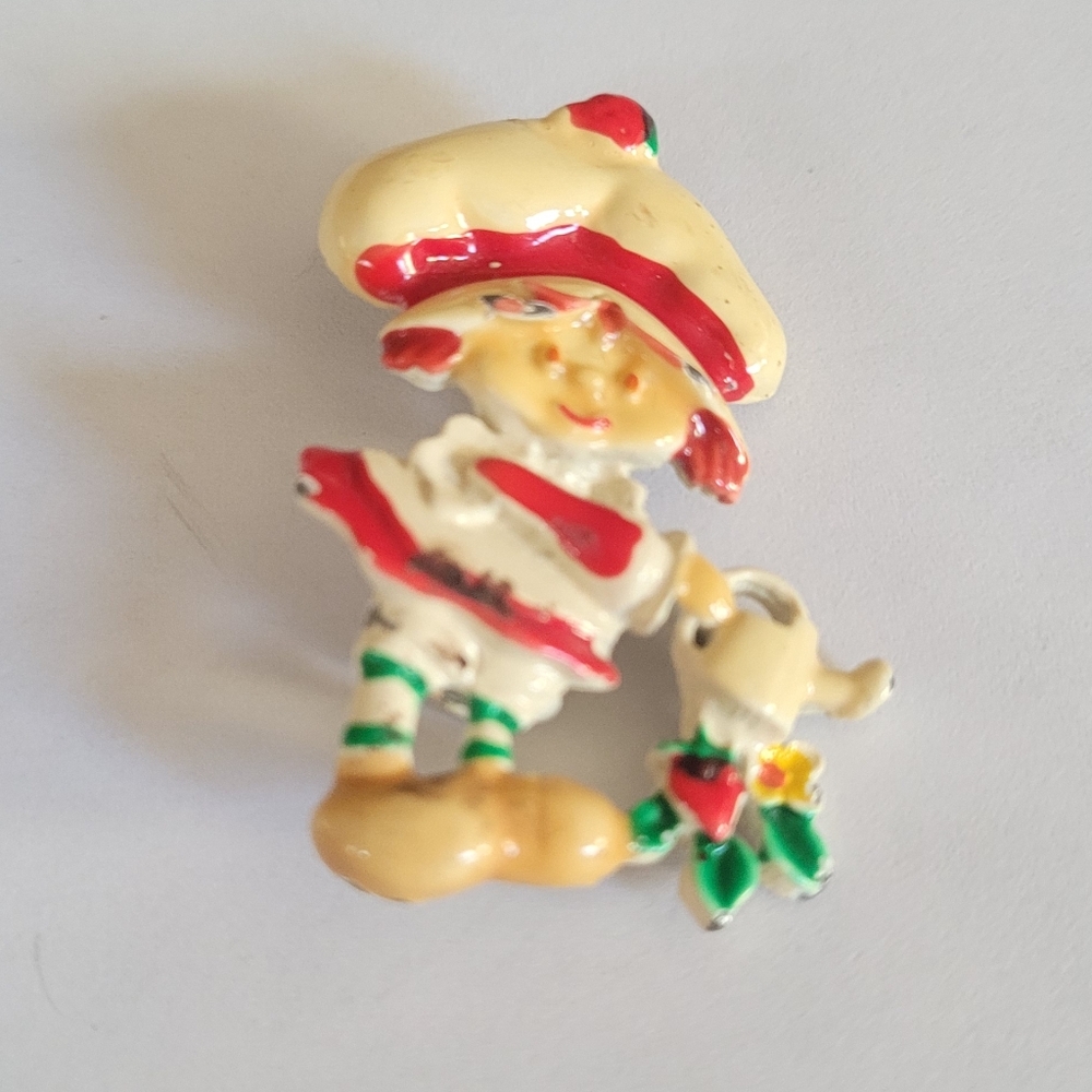 Vintage 1981 Strawberry‎ Shortcake Enamel Pin AGC Retro 80s Collectible Brooch